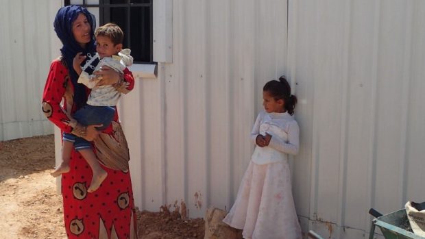 Syrští uprchlíci v táboře Azrak v Jordánsku
