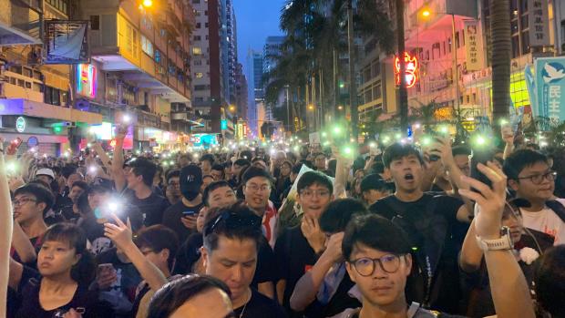 Snímky z demonstrací v Hongkongu.