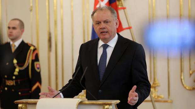 Andrej Kiska před novináři v prezidentském paláci