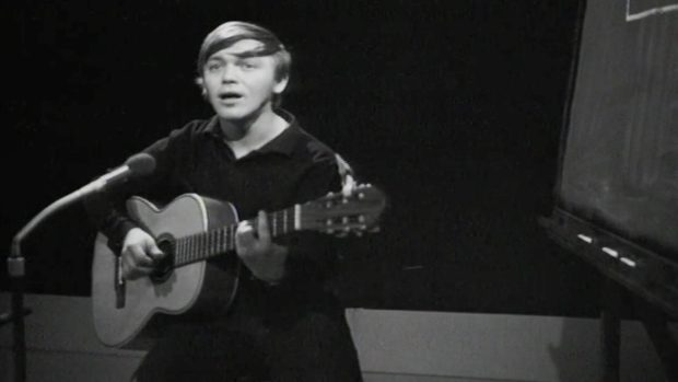 Básník a písničkář Karel Kryl na unikátním záznamu NRK, veřejnoprávní televize Norska