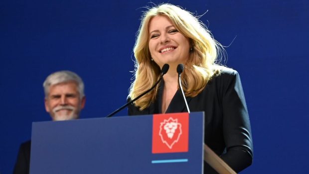 Slovenská prezidenta Zuzana Čaputová přijela osobně poblahopřát Petru Pavlovi do štábu