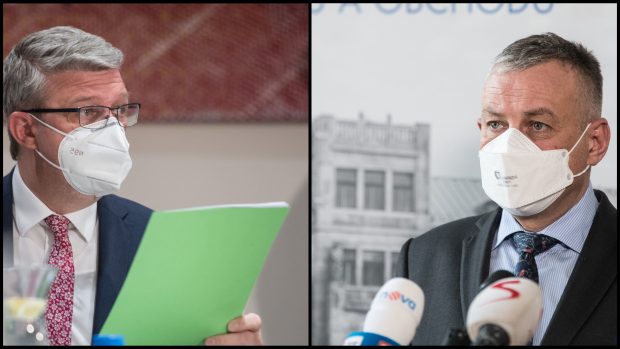 Bývalý ministr průmyslu a obchodu Karel Havlíček (ANO) a jeho nástupce Jozef Síkela (za STAN)