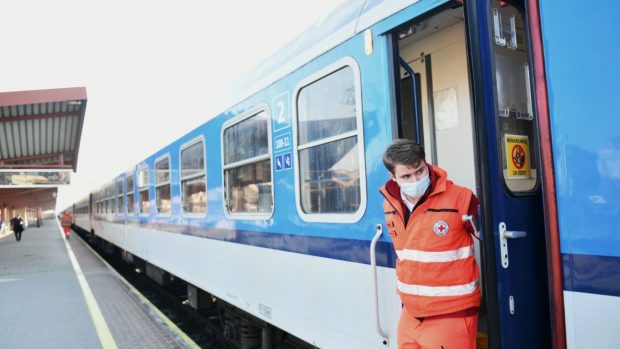 České dráhy vypravily pro ukrajinské uprchlíky na polsko-ukrajinskou hranici evakuační vlak