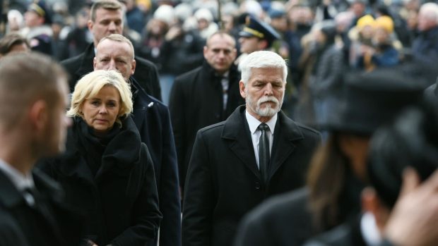 Do katedrály svatého Víta dorazil prezident Petr Pavel s manželkou Evou