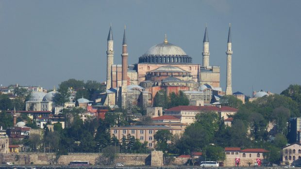 Chrám boží moudrosti (Hagia Sofia) v Istanbulu