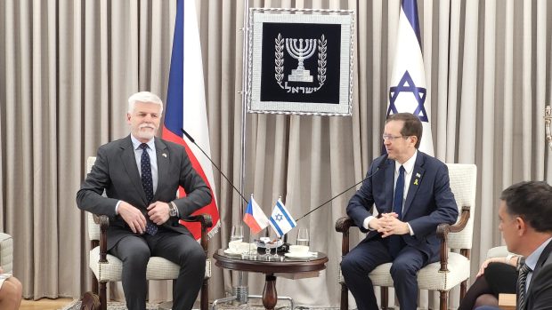 Český prezident Petr Pavel při jednání s izraelským prezidentem Jicchakem Herzogem