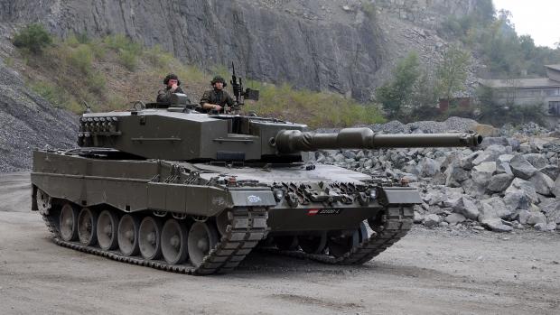 Německý tank Leopard 2A4 (ilustrační foto)