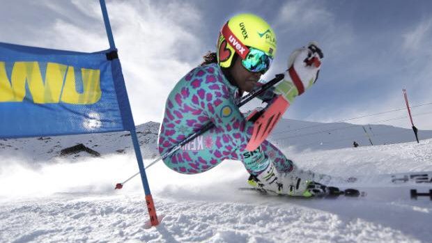 Keňská lyžařka Sabrina Wanjiku Simaderová