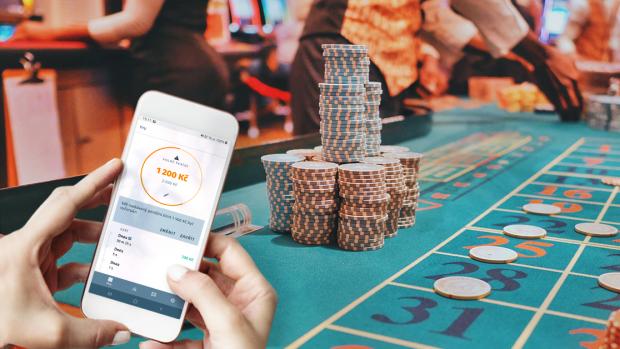 Mobilní aplikace Port, kterou vyvinula společnost Podané ruce pro hazardní hráče skrze níž mohou kontrolovat svou aktivitu