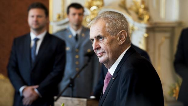 Prezident Miloš Zeman během jmenování vlády.