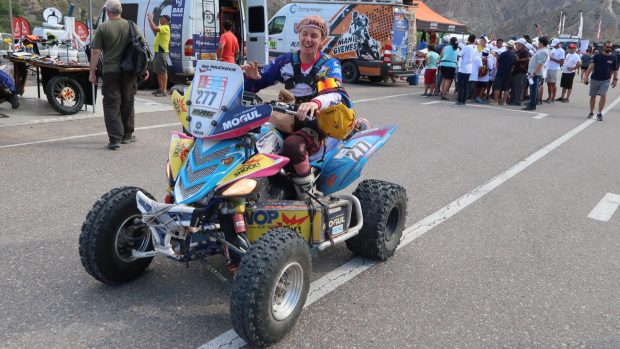 Olga Roučková v cíli Rallye Dakar