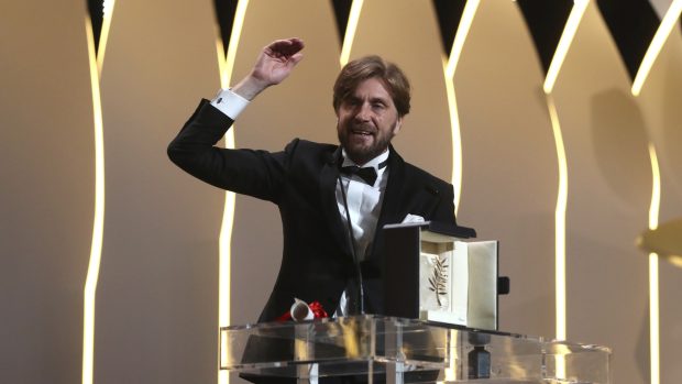 Režisér a scénárista vítězného filmu The Square Ruben Öslund z filmového festivalu v Cannes