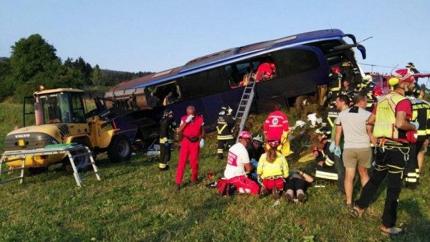 Nehoda českého autobusu v Itálii