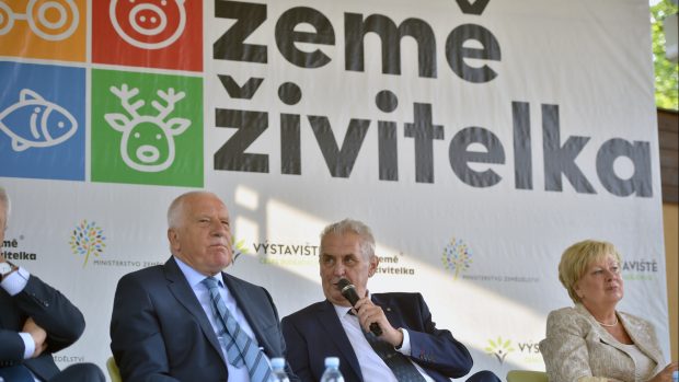 Exprezdient Václav Klaus a prezident Miloš Zeman na zahájení agrosalonu Země Živitelka