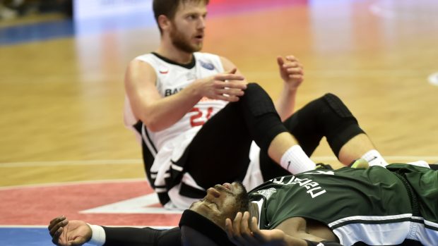 Basketbalisté Nymburka po letech prohráli na domovské palubovce