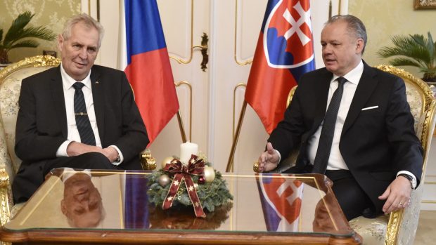 Český prezident Miloš Zeman a slovenský prezident Andrej Kiska