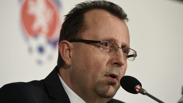 Martin Malík na tiskové konferenci po svém zvolení předsedou FAČR