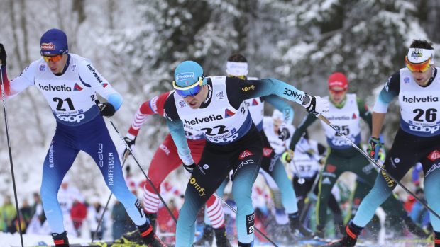 Běžci na lyžích během letošního ročníku Tour de Ski