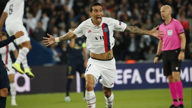 Hráč Paris St. Germain Ángel Di María se raduje ze svého druhého gólu do sítě Realu Madrid během zápasu Ligy mistrů