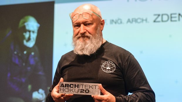 Zdeněk Fránek převzal v Praze hlavní cenu při příležitosti vyhlášení výsledků 12. ročníku soutěže Architekt roku.