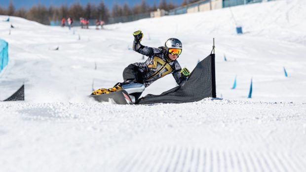 Lyžařka a snowboardistka Ester Ledecká na tréninku v olympijském Pekingu