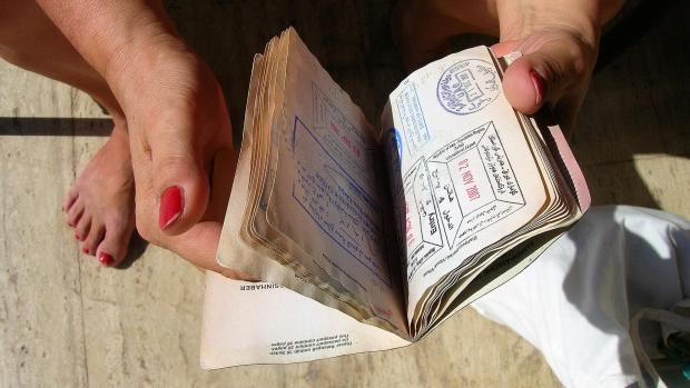 Pro vstup do Kataru stačí nově pouze platný pas.