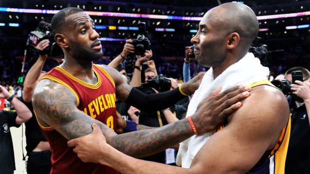 LeBron James ještě v dresu Clevelandu v rozhovoru s Kobe Bryantem