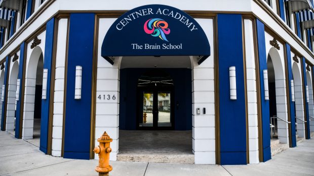 Škola Centner Academy v Miami založená antivakcinační aktivistkou