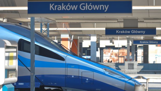 Souprava polského dopravce na nádraží v Krakově