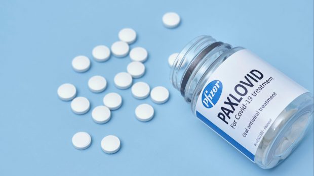 Lék proti covidu-19 paxlovid od firmy Pfizer