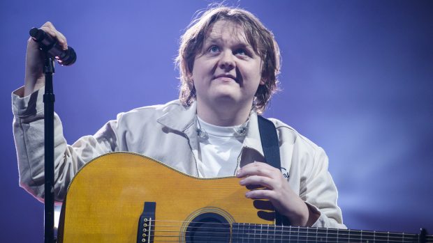 Lewis Capaldi (ilustrační foto)