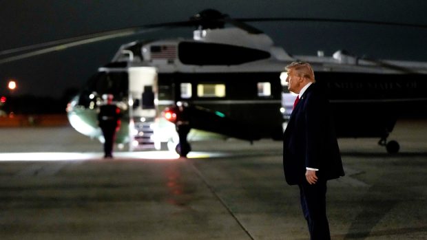 Americký prezident Donald Trump a jeho ministři si při posledním rozloučení připomněli zavražděného aktivistu Charlieho Kirka