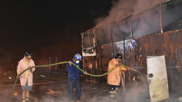 Požár autobusu v Thajsku