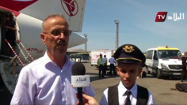 Desetiletý kluk, který pilotoval alžírské letadlo