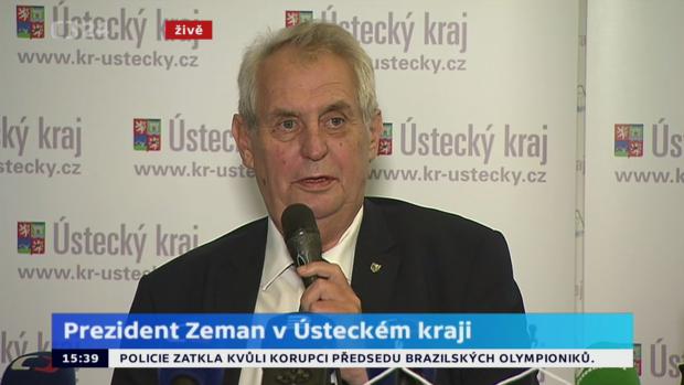 Miloš Zeman na tiskové konferenci na Děčínsku.