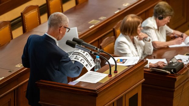 Andrej Babiš (hnutí ANO) na mimořádné schůzi Sněmovny