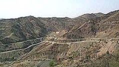 horský masiv s jeskynním komplexem Tora Bora