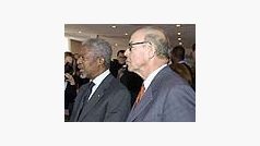 Kofi Annan s Hansem Blixem