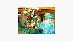 Operace ve vojenské polní nemocnici