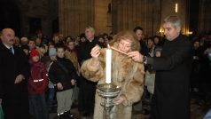 Slavnostní rozsvícení Betlémského světla v Katedrále sv. Víta, Václava a Vojtěcha v Praze
