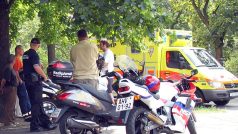 setkání motorkářů v Praze na Vinohradech se záchranáři, městskými policisty a motohlídkami Českého rozhlasu