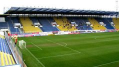 Fotbalový stadion Na Stínadlech