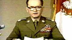 Wojciech Jaruzelski vyhlašuje 13. prosince 1981 válečný stav