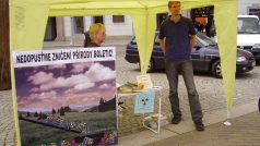 Protiatomoví aktivisté na náměstí v Českých Budějovicích