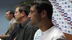Tisková konference FK Teplice. V popředí kapitán Petr Lukáš a trenér Jiří Plíšek.