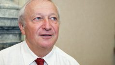 Ministr financí Eduard Janota