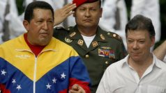 Venezuelský prezident Hugo Chavez a kolumbijský prezident Juan Manuel Santos