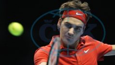 Prvním postupujícím na TM je Roger Federer