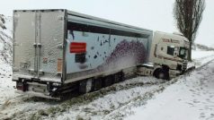 Nehoda kamionu na Hradecku