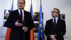 Premiér Petr Nečas oznámil jméno kandidáta na nového ministra životního prostředí. Je jím Tomáš Chalupa.